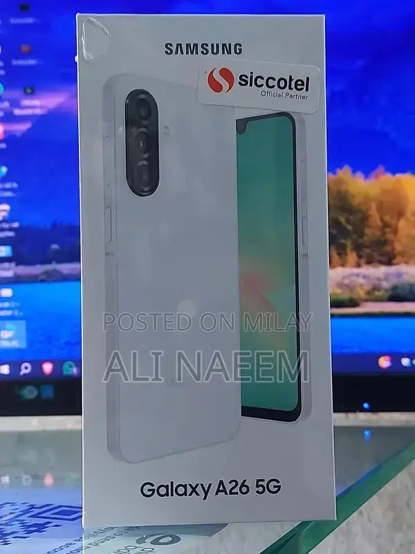 Compact 5G Smartphone with High Storage Capacity