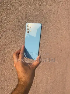 Samsung Mid-Range Smartphone with 6GB RAM and 128GB Storage