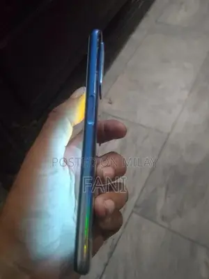 Full Touch Screen Mobile Phone with Finger Unlock