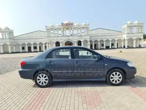 Photo - Toyota Corolla SE Saloon 1.6 Manual 2005 Sedan