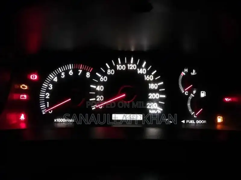 Toyota Corolla SE Saloon 1.6 Manual 2005 Sedan