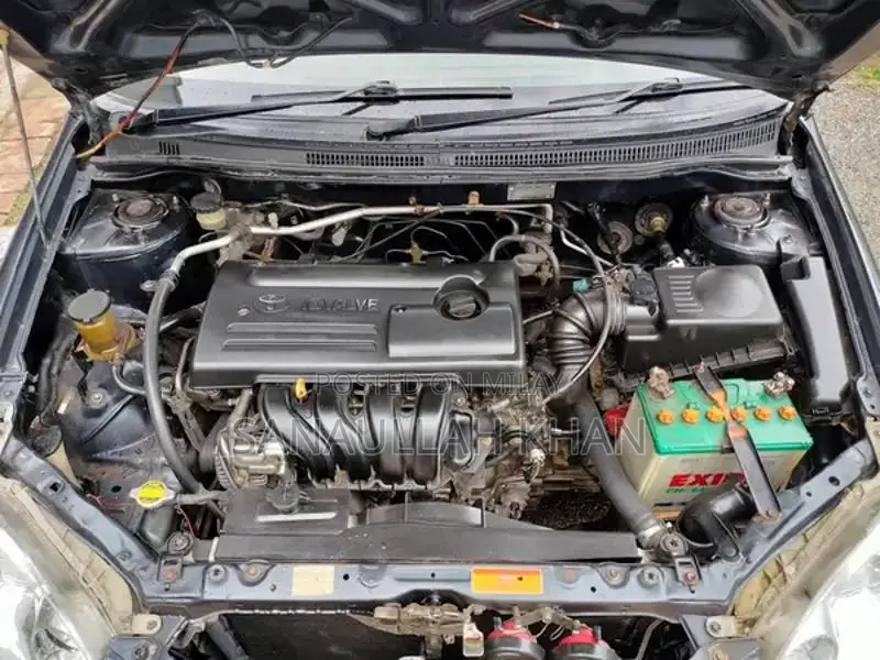 Toyota Corolla SE Saloon 1.6 Manual 2005 Sedan