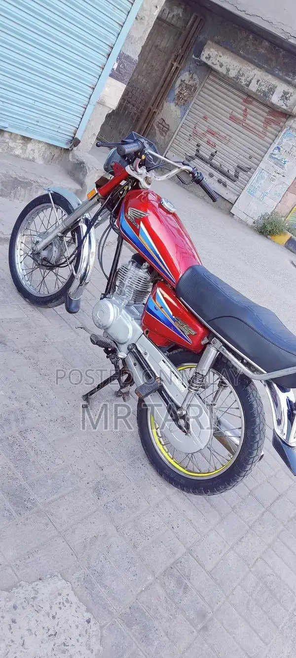 Honda 125cc Motorcycle - 2009 Model