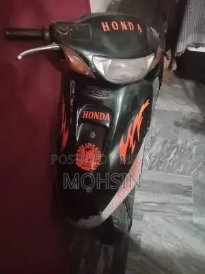 Honda 50cc Automatic Transmission Petrol Scooter