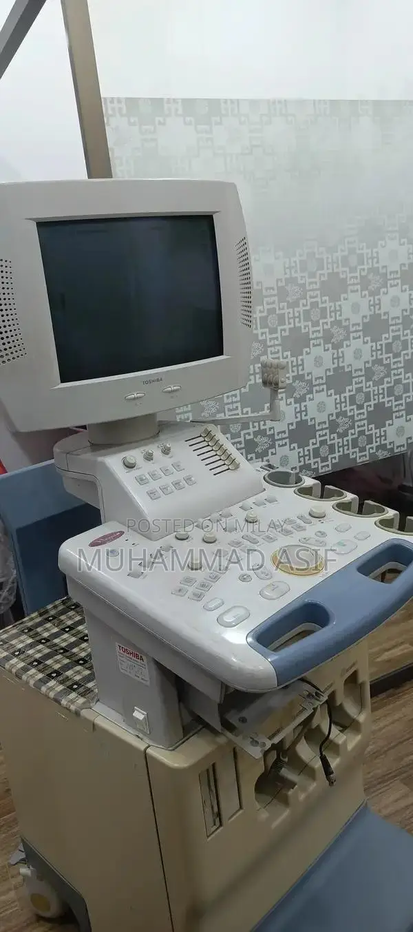 Professional Toshiba Ultrasound Machine - Medical Imaging Equipment