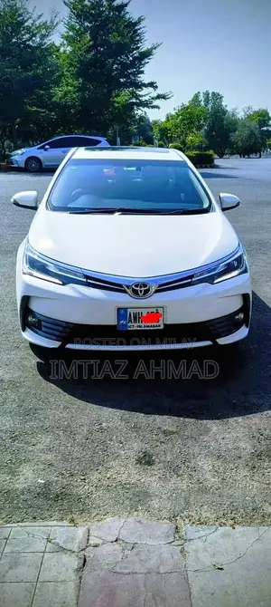 Toyota Altis Grandee Sedan - Low Mileage Imported Vehicle