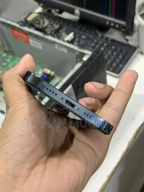 Apple iPhone 12 Pro 128GB, Pristine Condition, Factory Unlocked, Origi