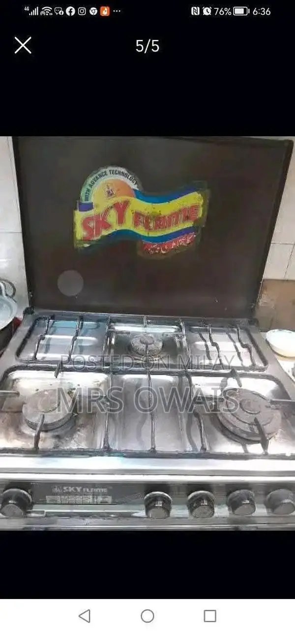 3-Burner Stove with Oven - Requires Minor Repairs
