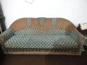 Photo - 5 Seater Used Living Room Sofa Set