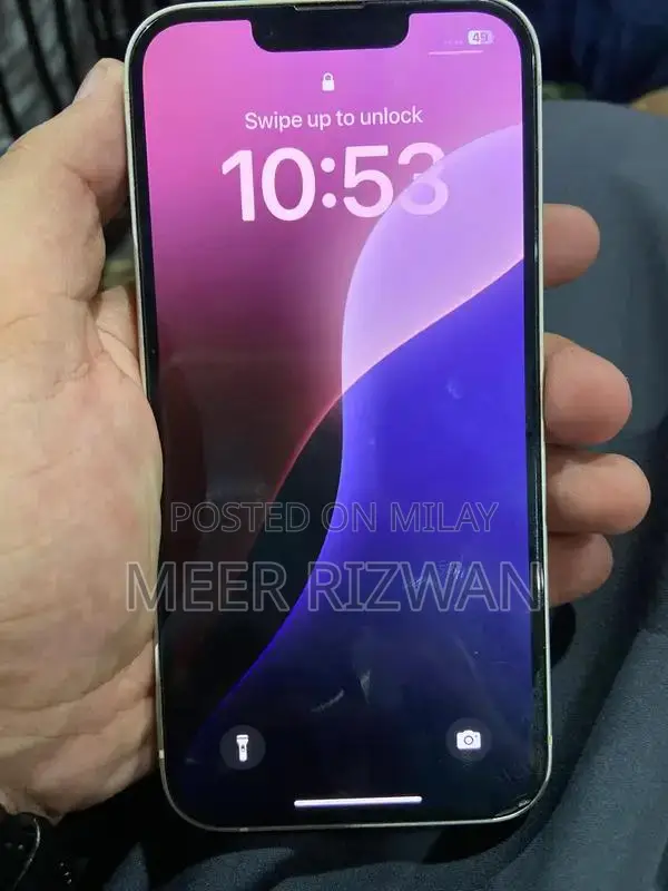 Apple iPhone 13 128GB Smartphone - Near Mint Condition