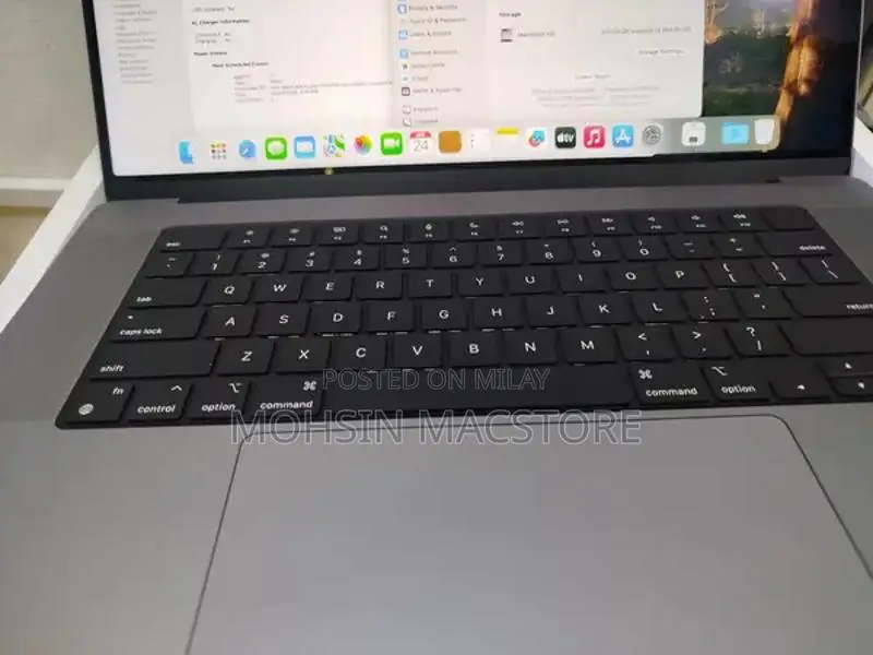 Apple MacBook Pro 16" M1 16GB RAM 512GB SSD