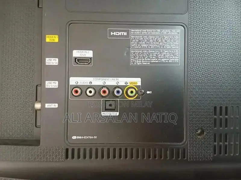 Samsung 32-inch LCD Monitor with Functional Motherboard