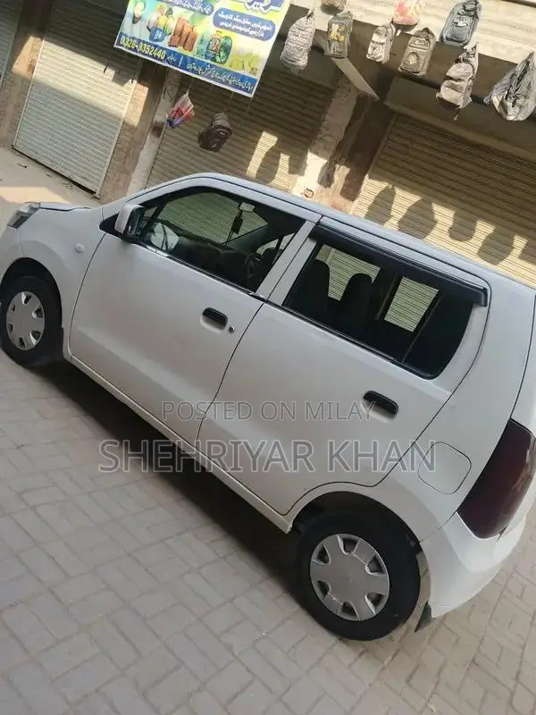 Suzuki Wagon VXR Compact Hatchback