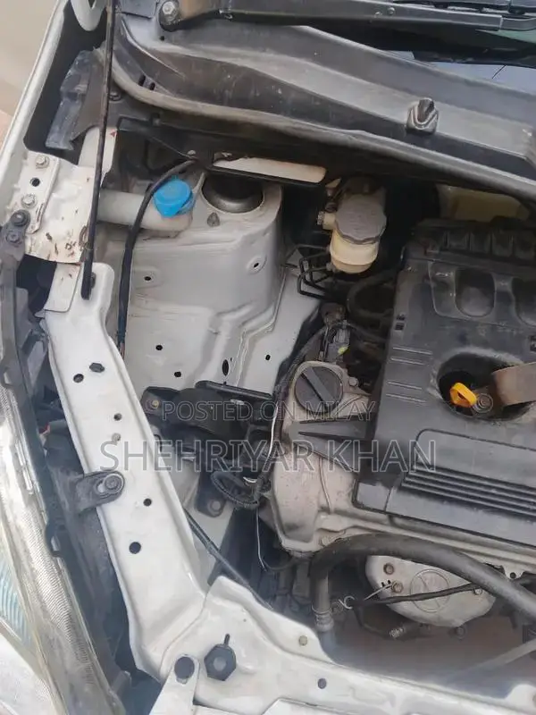 Suzuki Wagon VXR Compact Hatchback