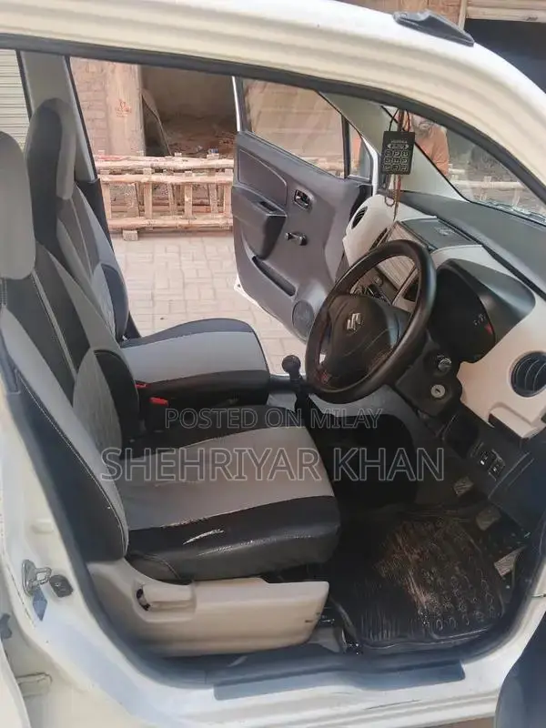 Suzuki Wagon VXR Compact Hatchback