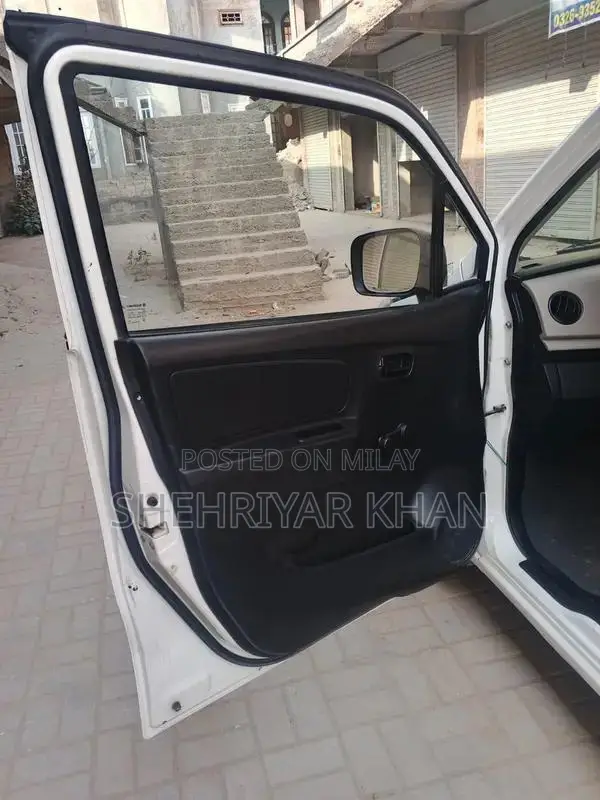 Suzuki Wagon VXR Compact Hatchback