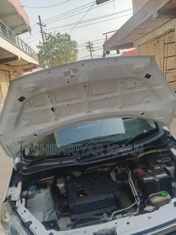 Suzuki Wagon VXR Compact Hatchback