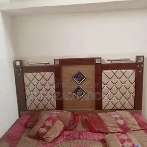 3-Piece Bedroom Furniture Set in Fresh Condition
