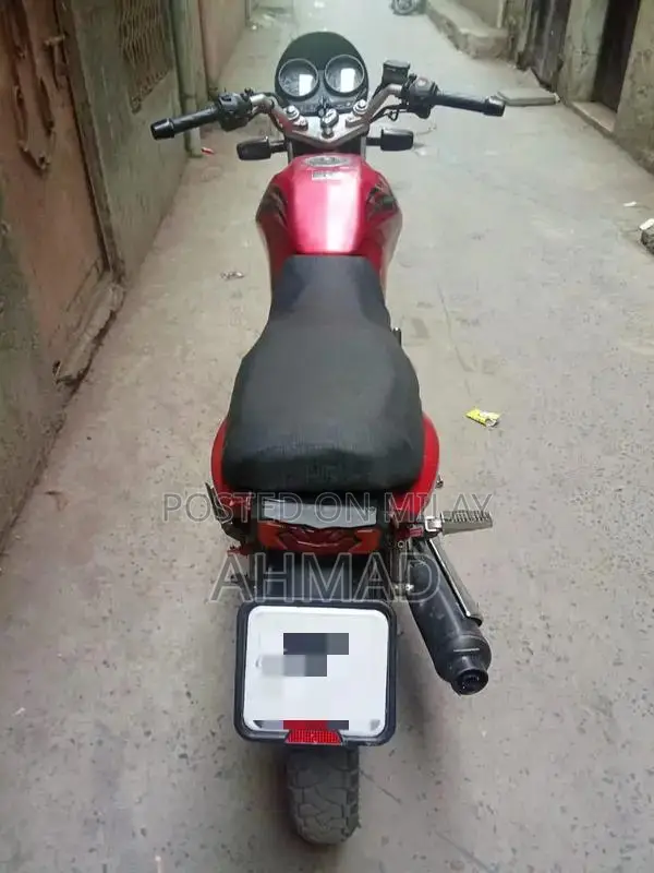 Piaggio 125cc Motorcycle Ready to Ride
