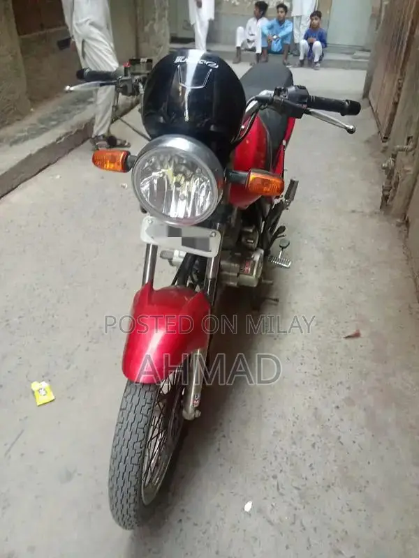 Piaggio 125cc Motorcycle Ready to Ride