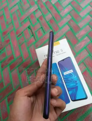 Realme 5 4GB/64GB Smartphone - Snapdragon 665, 5000mAh Battery, Great 