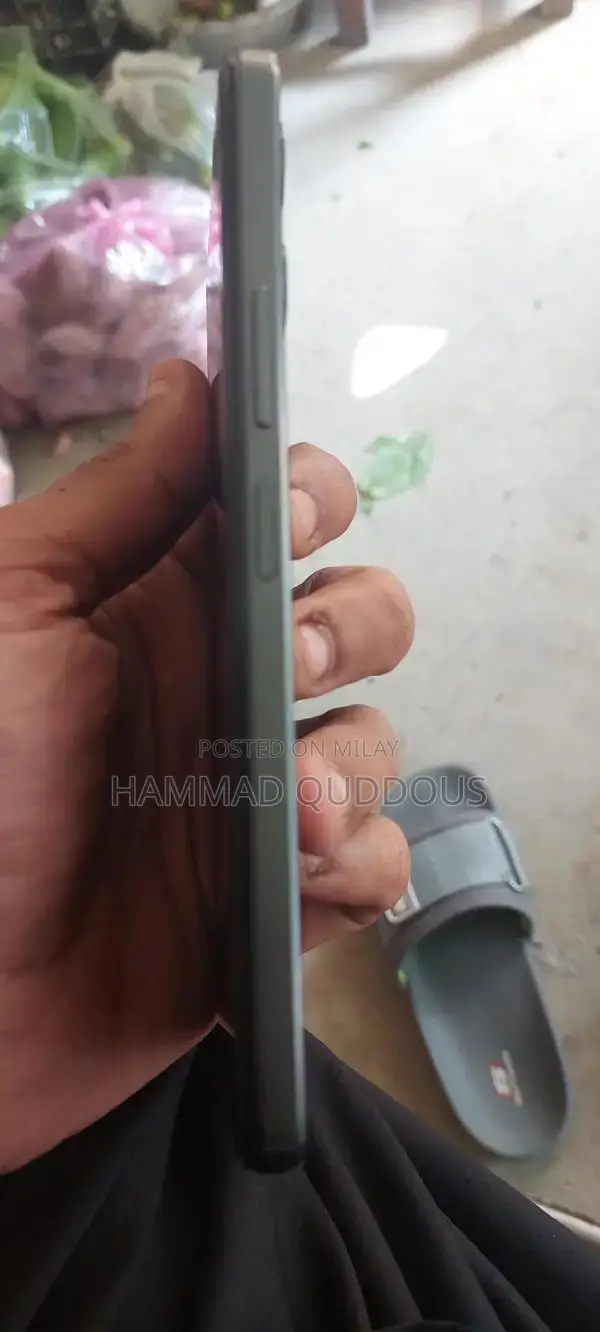 Vivo Y17s Smartphone - Nearly Pristine Condition