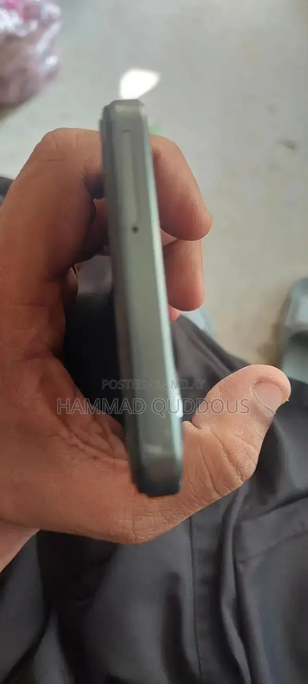 Vivo Y17s Smartphone - Nearly Pristine Condition