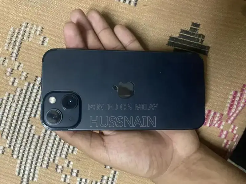 Apple iPhone 13 128GB Smartphone Unlocked