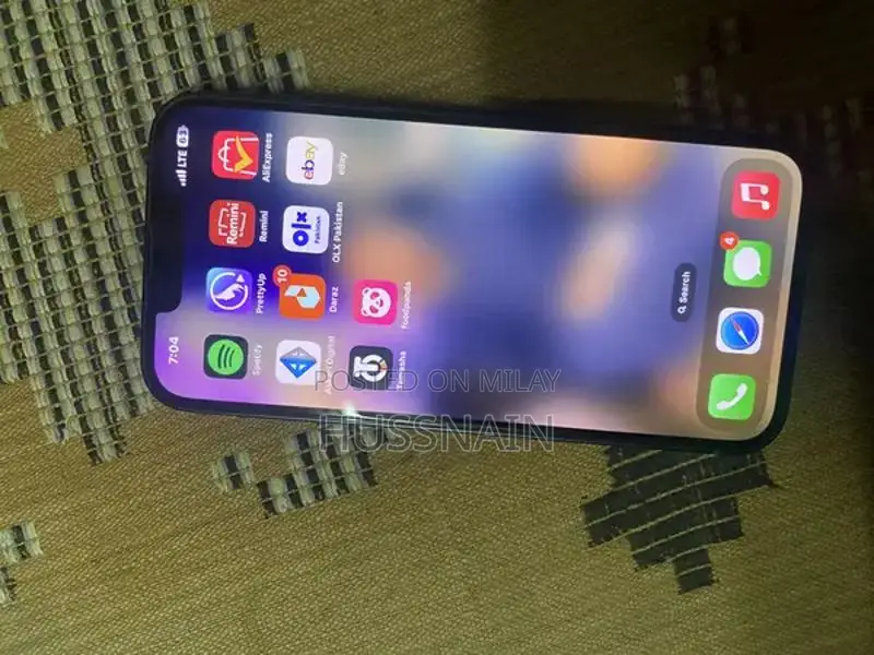 Apple iPhone 13 128GB Smartphone Unlocked