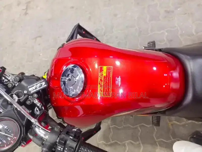 Honda CB 125F Motorcycle - Low Mileage Sporty Urban Bike