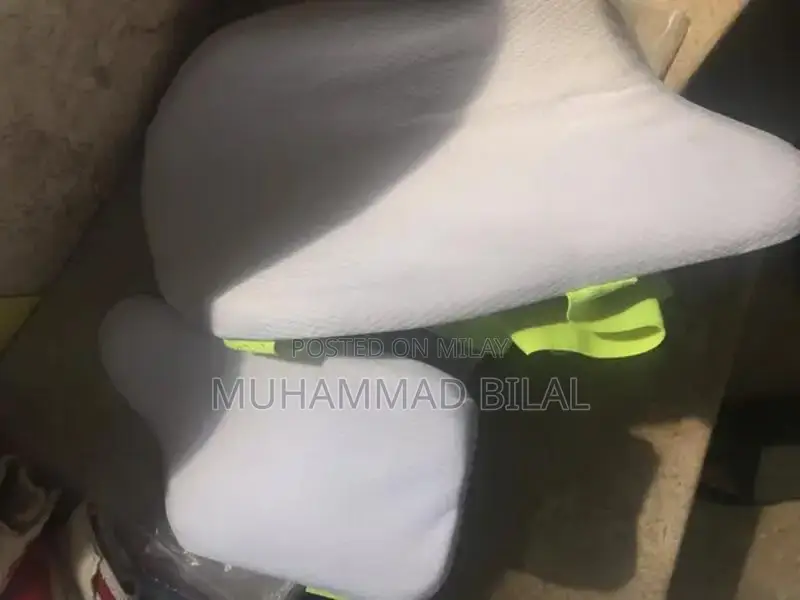 Cricket Kit with Protective Gear and Carry Bag