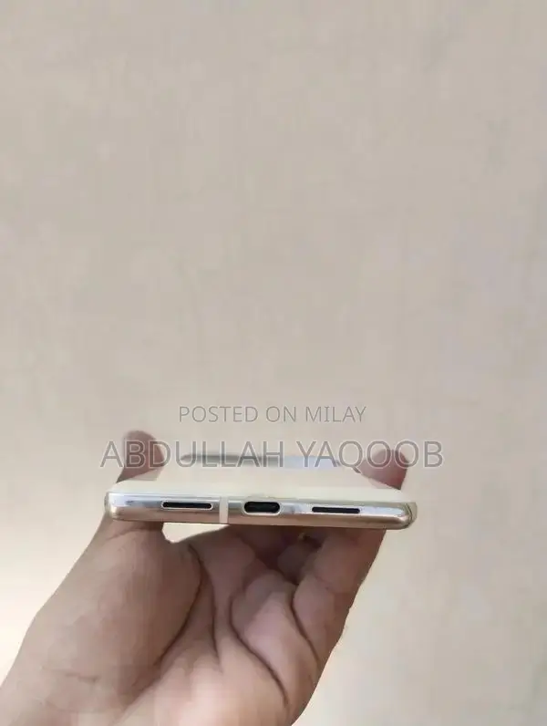 Google Pixel 6 Pro Smartphone with Original Accessories