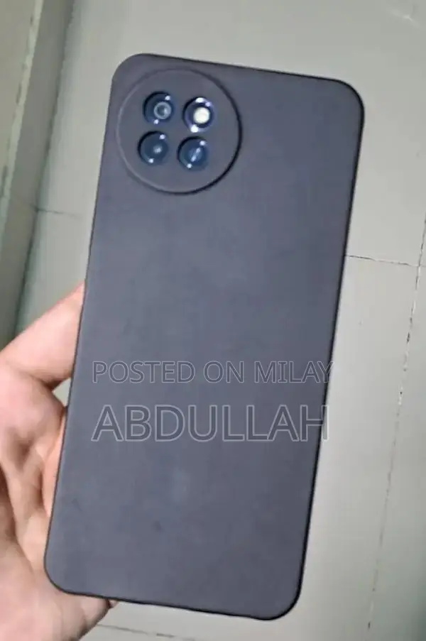 Mid-Range Smartphone with Dual SIM and Ample Storage