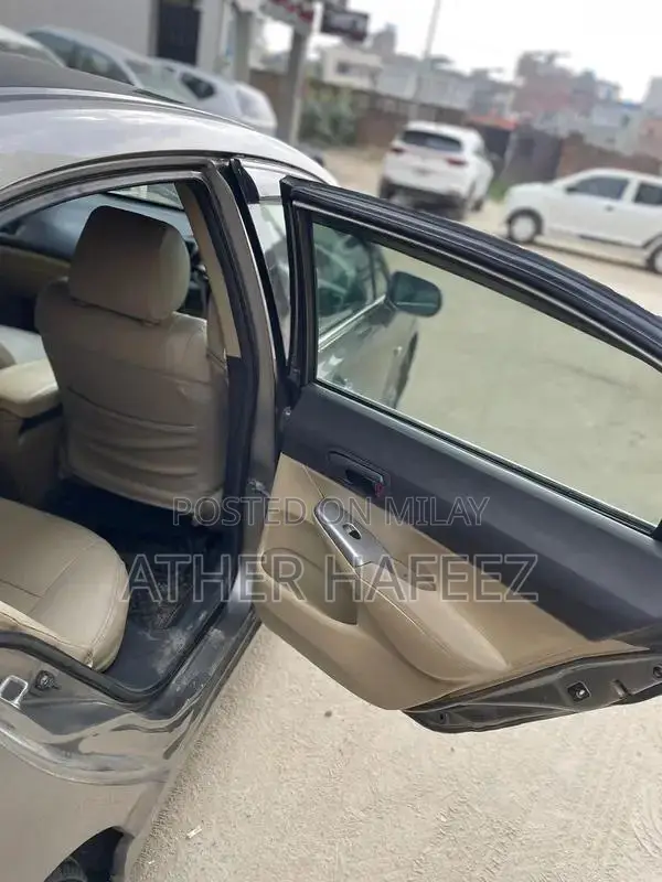 Honda Civic Reborn Sedan with Manual Transmission