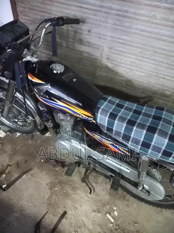 Genuine Engine Pack with Original Tank Side Cover