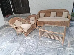 Photo - Comfortable 5-Seater Sofa Set with Side Table