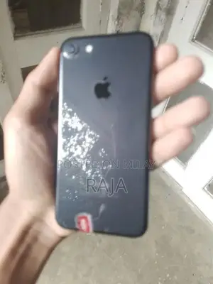 Apple iPhone 7 32GB Black Smartphone