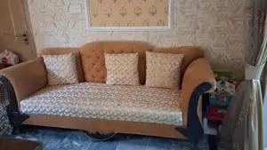 Photo - Spacious 7-Seater Sofa Set with Dewan - Minimal Use