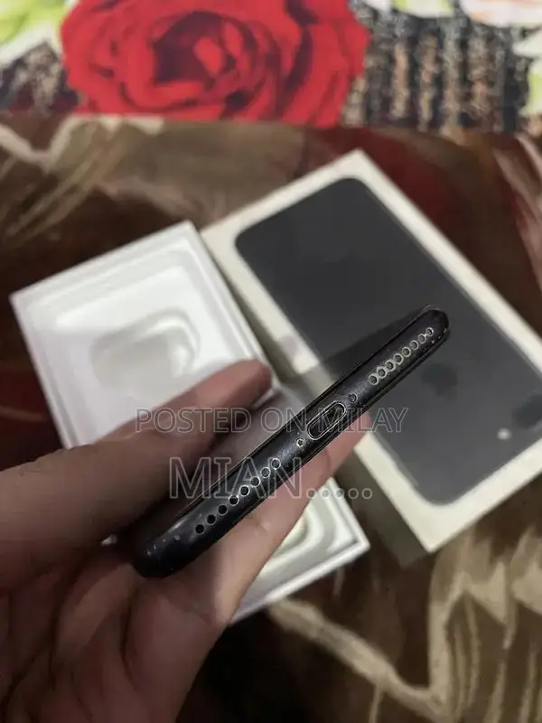 Fully Functional Smartphone with Original Battery