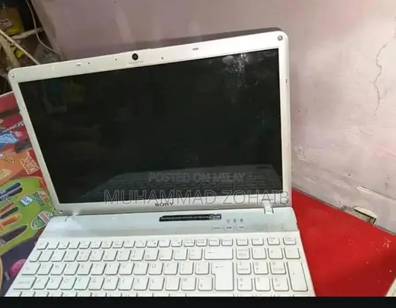 Baki Laptop - Compact White Notebook with Windows 10