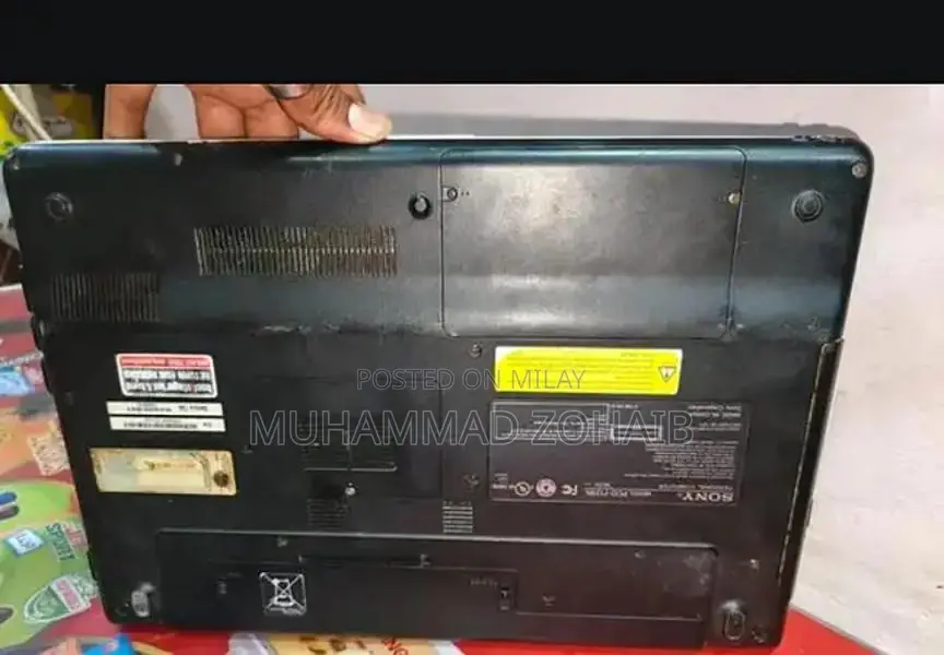 Baki Laptop - Compact White Notebook with Windows 10