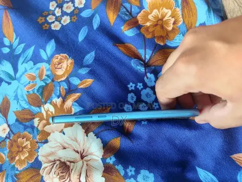 Huawei P20 Lite Smartphone - PTA Approved Condition