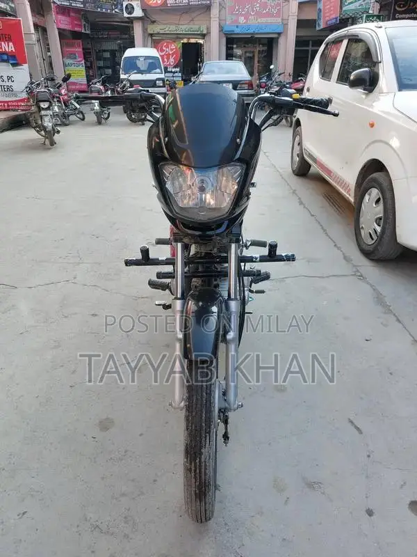 Suzuki 110 GD Motorcycle - Reliable Two-Wheeler