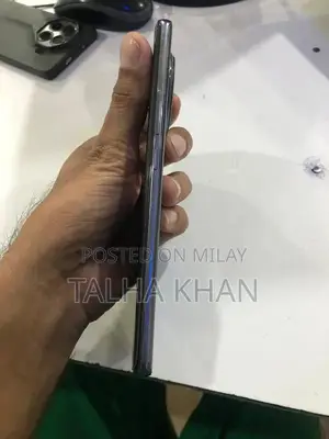 Powerful Smartphone 256GB Storage Dual SIM In-Display Fingerprint