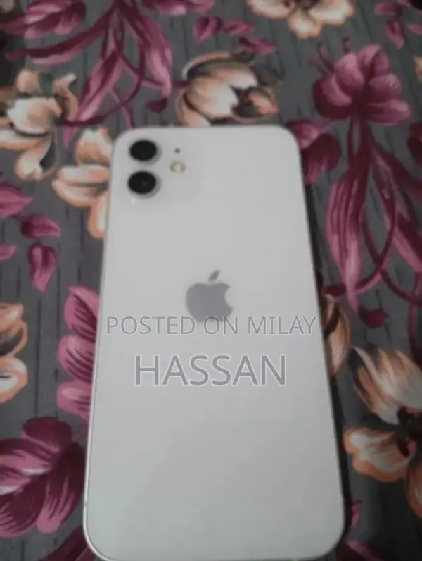 Apple Smartphone 128GB White Non-PTA Edition