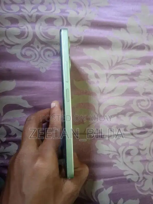 Redmi 13C Smartphone 6GB RAM 128GB Storage Lightly Used