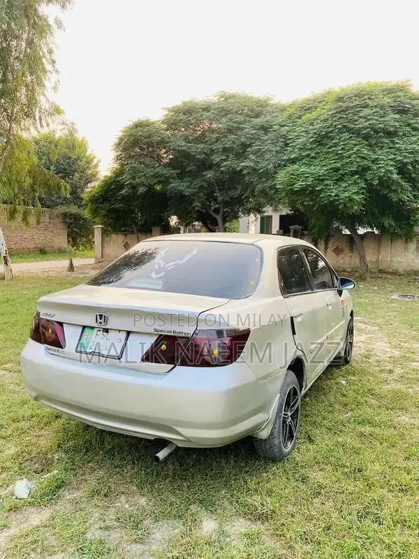 Honda City 2006 IDSI Sedan - Leather Interior, LCD Camera