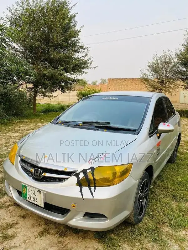 Honda City 2006 IDSI Sedan - Leather Interior, LCD Camera