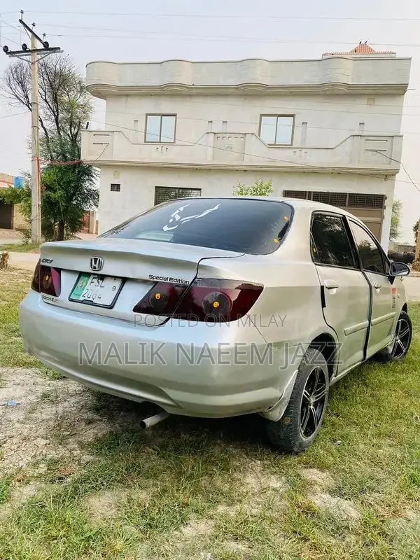 Honda City 2006 IDSI Sedan - Leather Interior, LCD Camera