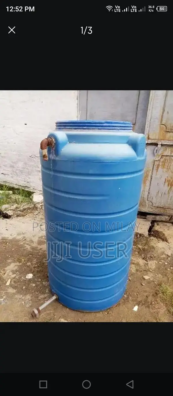 Large Water Tank - Good Condition Single Minor Repair Needed